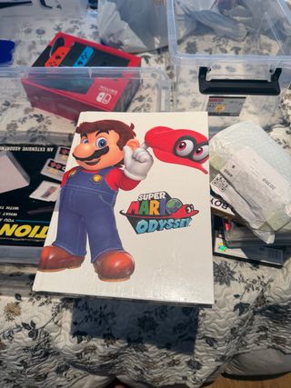 Guía Super Mario Odyssey precintada