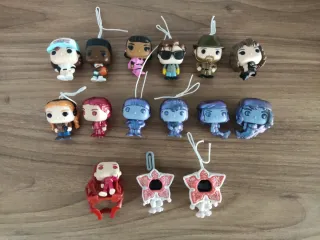 Pack 15 Figuras Stranger Things (Kinder)