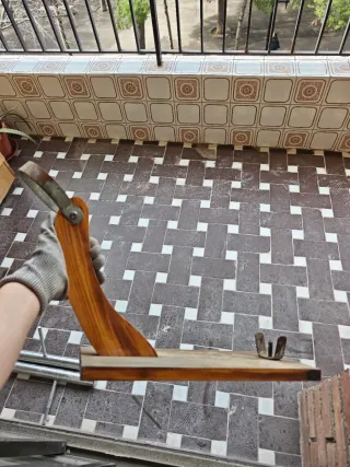 Jamonero madera y metal clásico