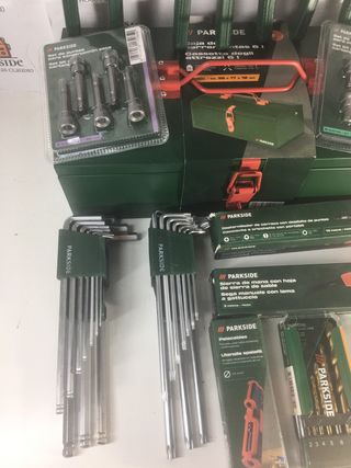 Caja de herramientas Parkside con accesorios