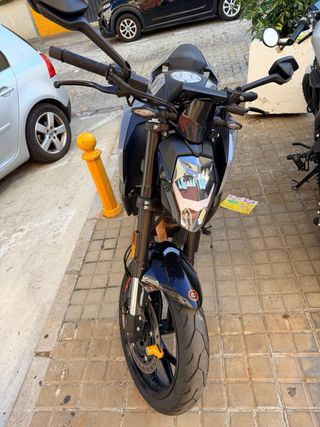 MOTO NK 300
