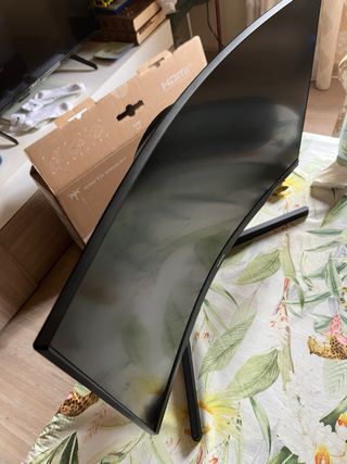 Monitor Samsung Odyssey G5 Curvo