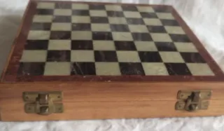 Scacchiera vintage in legno e marmo