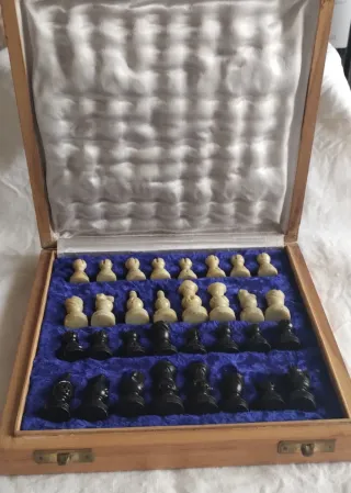 Scacchiera vintage in legno e marmo