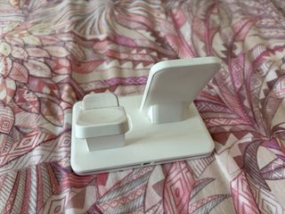 Base de carga Apple para iPhone y Watch