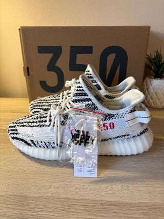 Adidas Yeezy 350 V2 Zebra