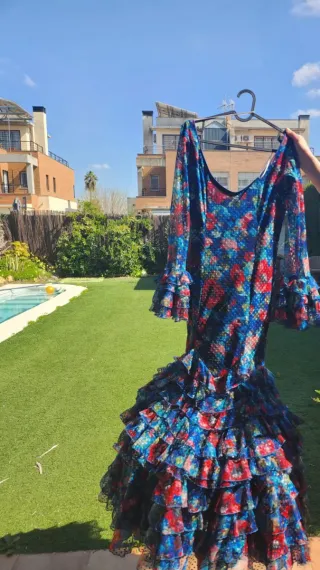 Traje de flamenca con volantes
