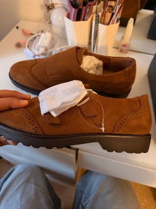 Mocasines marrones con hebilla