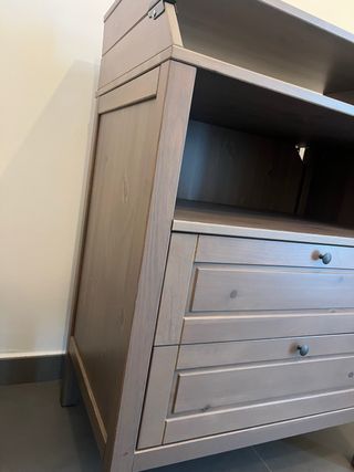 Cambiador madera con cajones