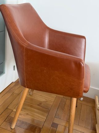 Poltrona Davis Maison du Monde in pelle marrone