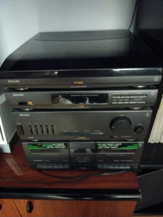 Equipo de música Philips FT9510 NO TIENE CD