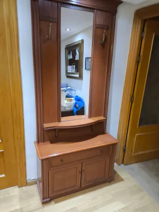 Mueble recibidor madera con espejo