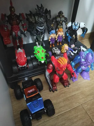Lote figuras acción y coches