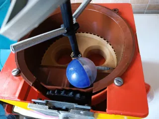 Máquina expendedora de bolas 1€