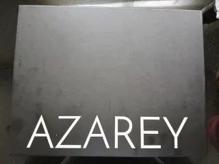 Botas altas beige y negras