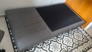 Sofá cama compacto gris