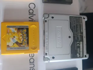 Game Boy Advance SP + 5 Juegos(incluye Pokémon)