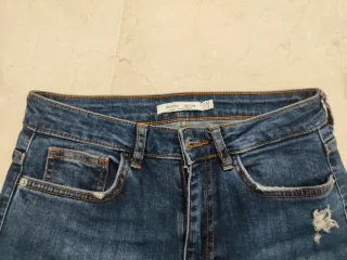 Vaqueros pitillo con flores