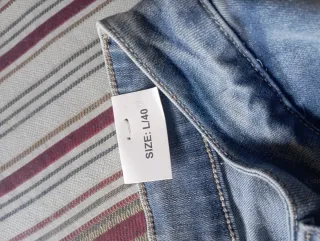 Pantalón vaquero mujer bordado nuevo