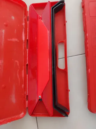 Triángulos de señalización para coche