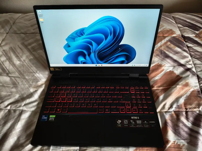 Portátil Gaming Acer Nitro 5 Negro/Rojo. afbeelding 2