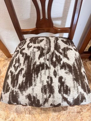 Mesa comedor + 6 sillas madera