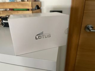 Reloj Lotus Plata y Blanco