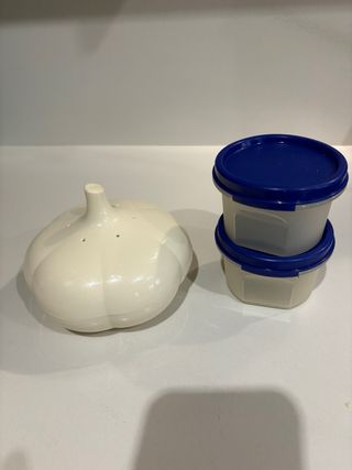Set Tupperware