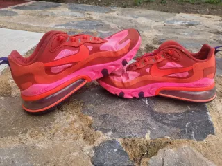 Nike Air Max 270 React "Mystic Red"