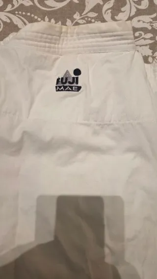 lote Kimono,zapatillas y guantes