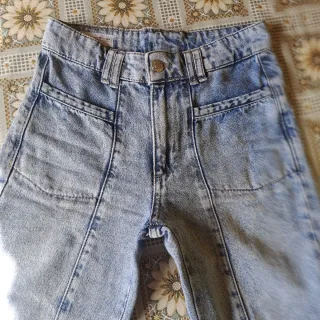 Pantalón flare vaquero azul