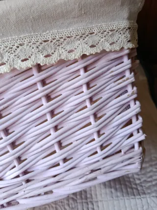 Cestas mimbre y tela rosa/beige