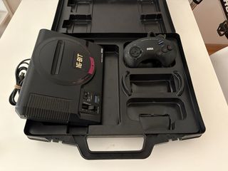Sega Mega Drive Japonesa con Maletín