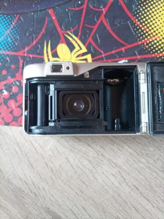 Cámara Olympus Lite-Touch Zoom 70W Plata