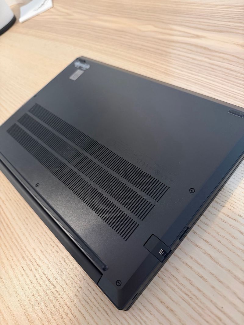 Lenovo ThinkPad E14 Gen 7 (AMD) afbeelding 3
