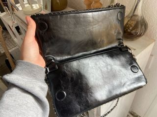 Bolso Zadig & Voltaire negro con detalles plateado