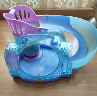 Riccio con guscio e casetta