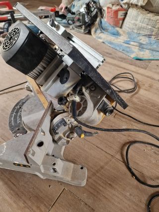 Ingletadora Dewalt DW711