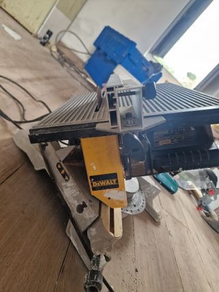 Ingletadora Dewalt DW711