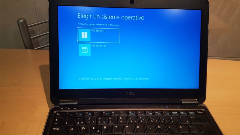 Portátil Dell Latitude E7240 afbeelding 3