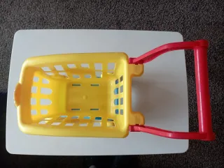 Carrito de compra infantil con accesorios