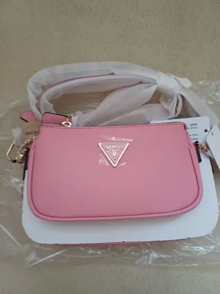 Bolso Guess Noelle Bandolera Rosa Dorado
