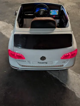 Coche eléctrico infantil W Touareg 12V