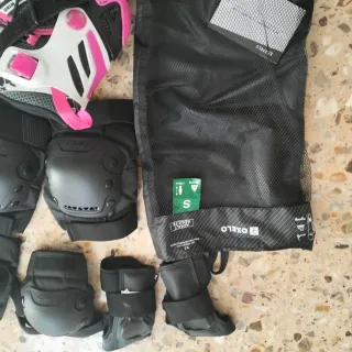 Patines Oxelo Talla 35-38 + Protecciones