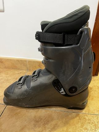 Botas de esquí Salomon.