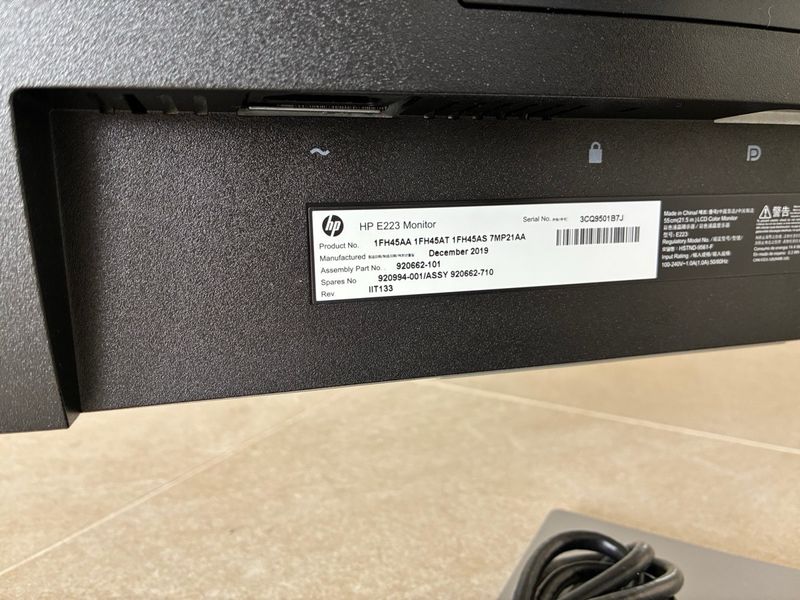 Monitor HP EliteDisplay E223 - 21.5 (54,6 cm) afbeelding 4