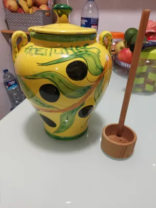 Jarrón de cerámica para aceitunas