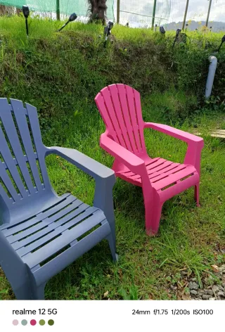 Sillas de jardín grise y rosa 2 mesas4 sillas hama