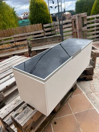 Mueble salón blanco y negro cristal