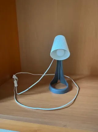 2 Lámparas de mesa moderna, impecables!